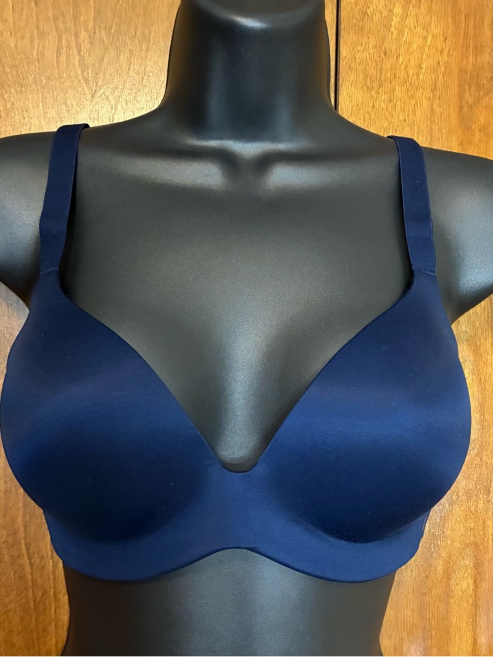 Victoria's Secret Navy Wireless Lined Demi Bra 32D